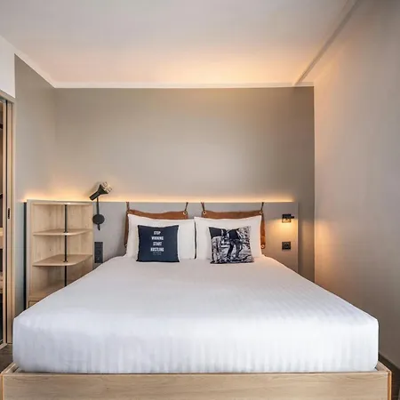 Moxy Hotel Bordeaux