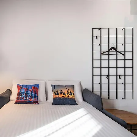 Moxy Hotel 3*