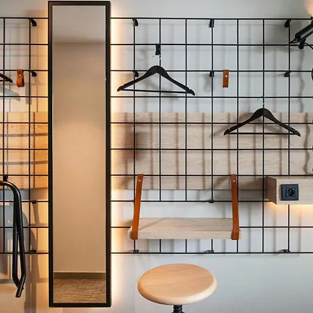 Moxy Hotel 3*