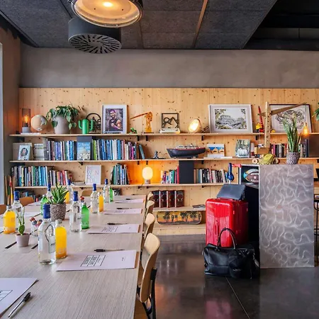 Moxy Hotell