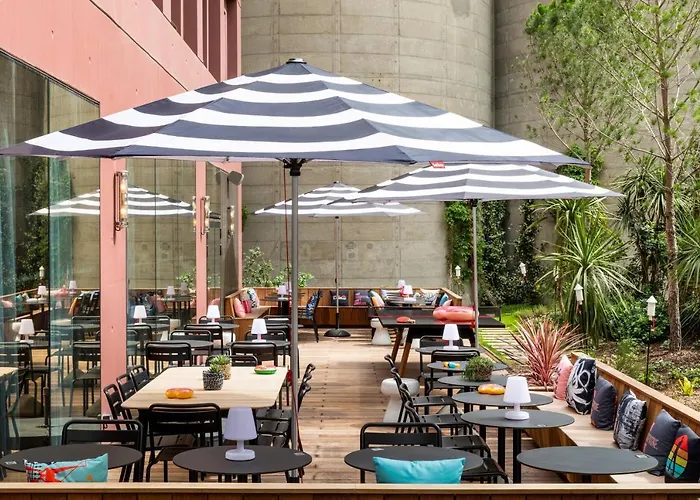 Hotell Moxy Bordeaux